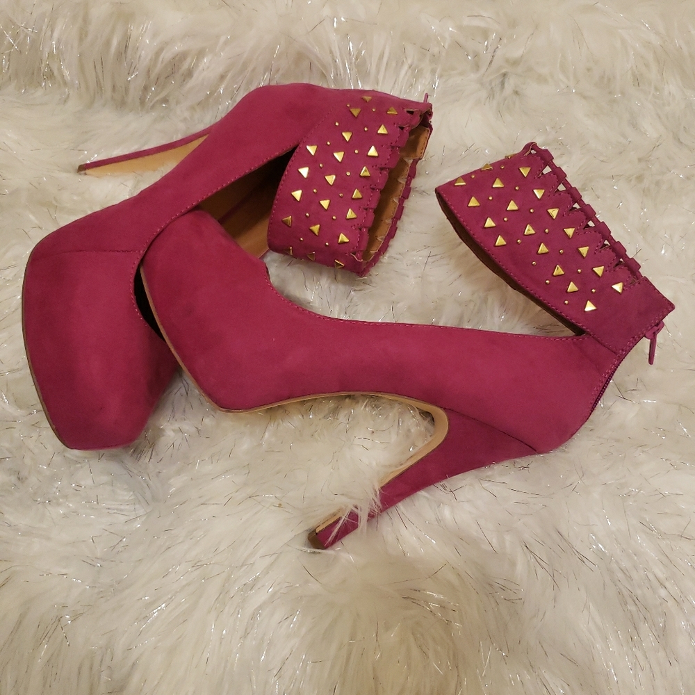 Women pumps